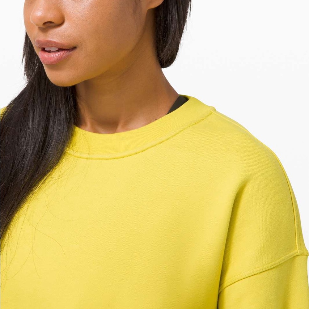 Lululemon women’s lime green Sweater - Picture 3 of 8